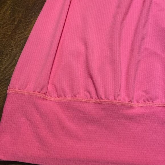Lululemon No Limits Tank
Apex Stripe Zing Pink Light medium - Picture 2 of 7
